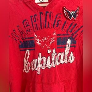 G-III For Her by Carl Banks Red Capitals Graphic Hoodie, L